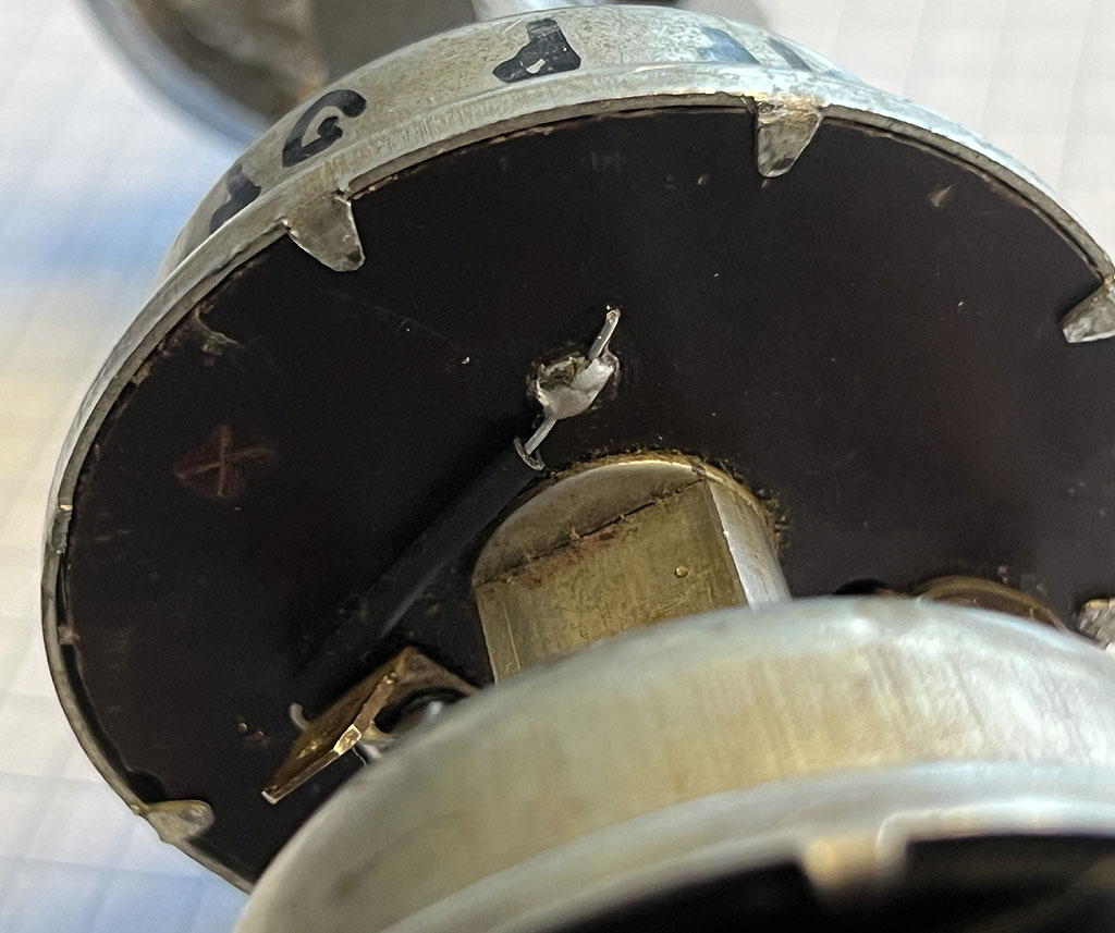 Jumper wire improves contact at rivets